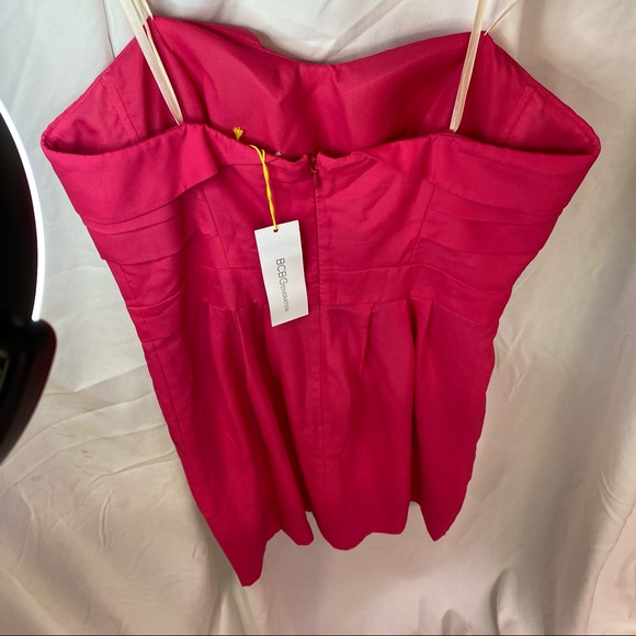 Fuschia bcbgeneration dress size 6 - Picture 5 of 11